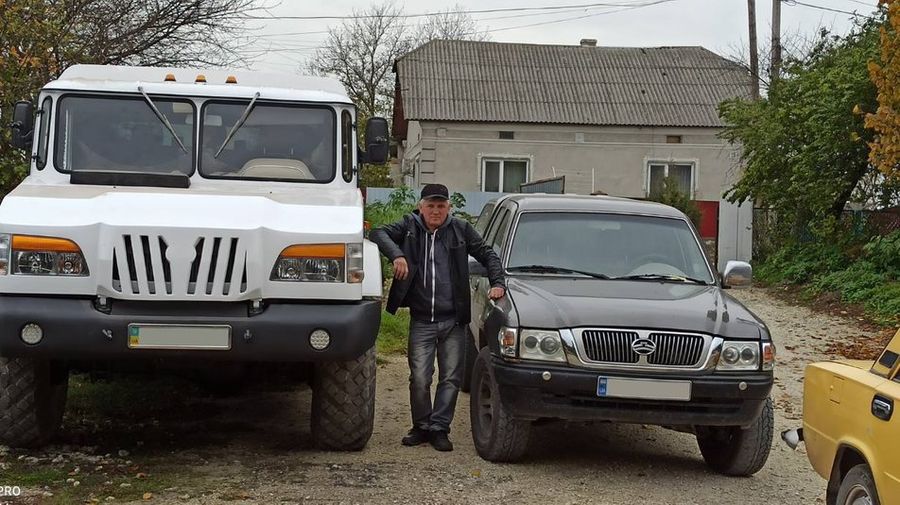 Житель Украины построил крутой внедорожник из ГАЗ-66 своими руками