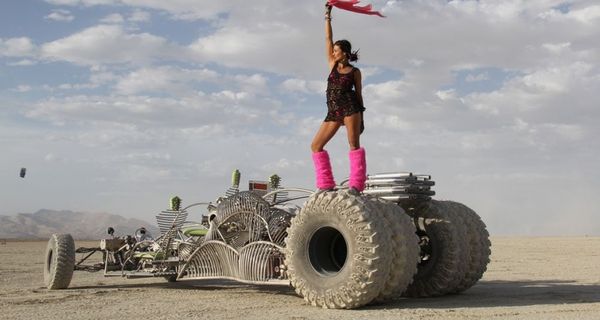 Монстры фестиваля Burning Man 2013