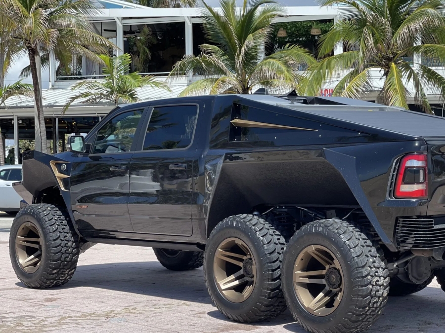 Jeep Apocalypse 6x6