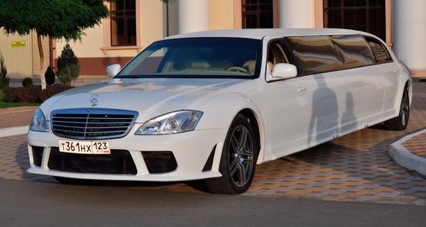 Вот почему этот лимузин Mercedes-Benz продают всего за 750 тысяч рублей