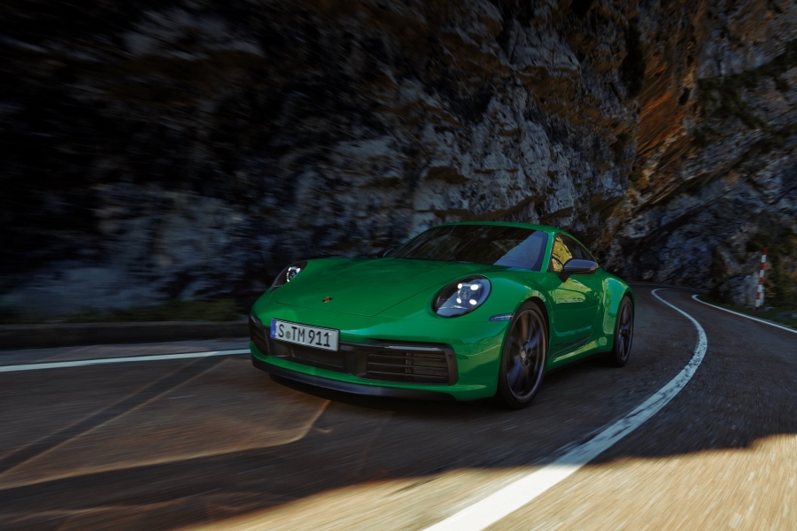 Porsche показал 911 Carrera T, который станет вариантом GT3 «для бедных»