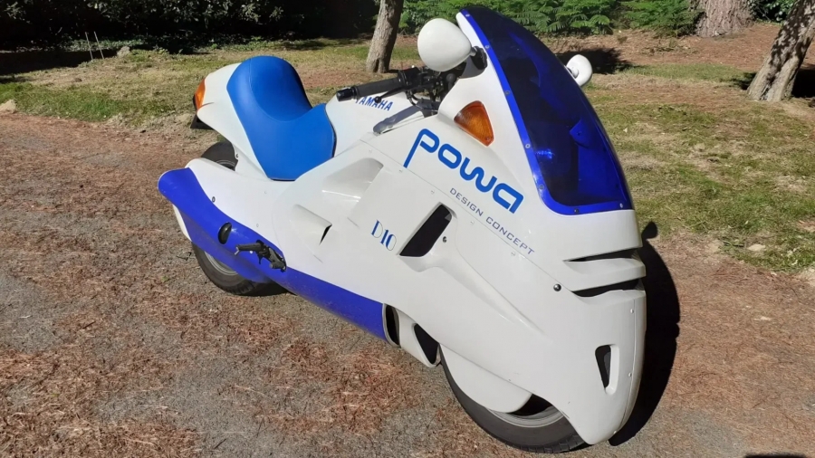 На продажу выставили уникальный мотоцикл Moko Powa D10 с космическим дизайном