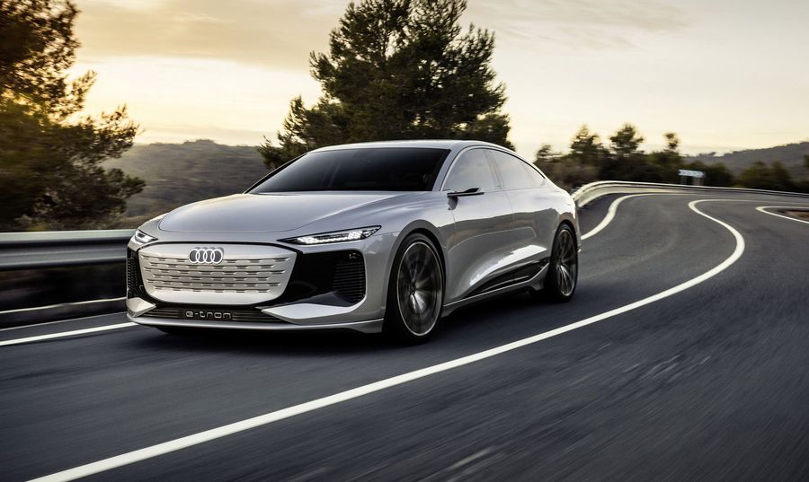Audi представила первый электрокар в гамме A6: новая платформа, 476 сил и запас хода до 700 км