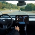 Водители подали в суд на компанию Tesla из-за якобы фальшивого автопилота