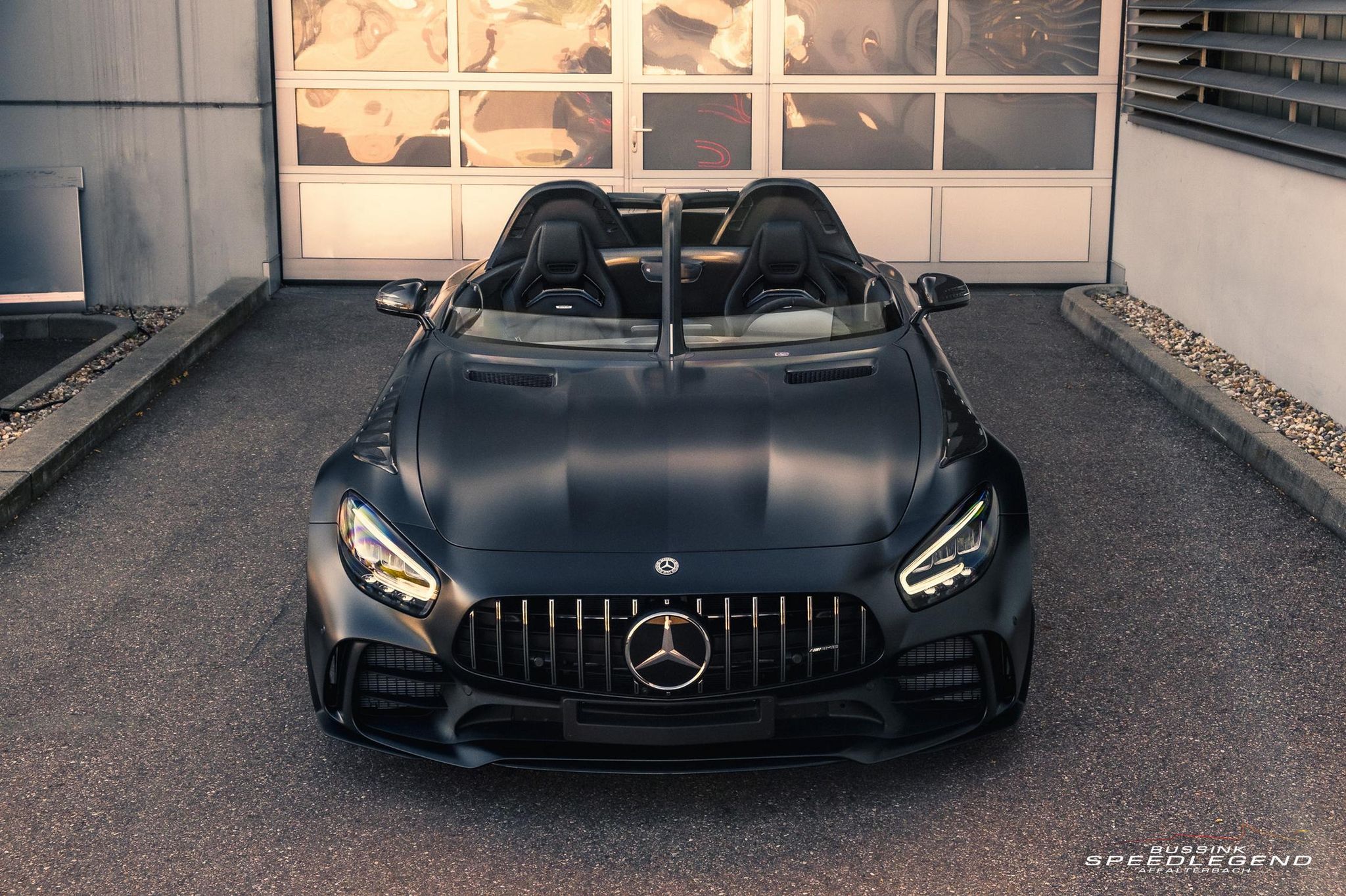 Mercedes AMG gt черный матовый