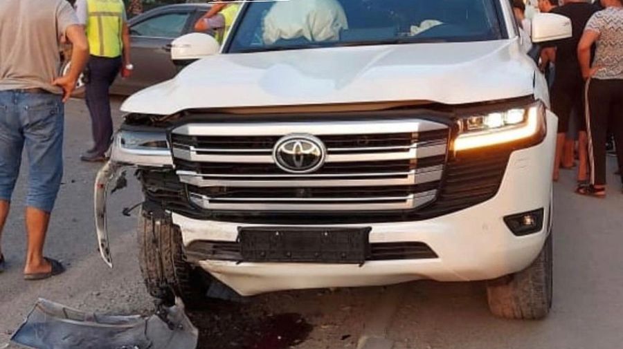 В России разбили новенький Toyota Land Cruiser 300 всего через неделю после покупки