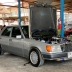 Кто-то поставил под капот Mercedes-Benz W124 турбодизель от Land Cruiser Prado