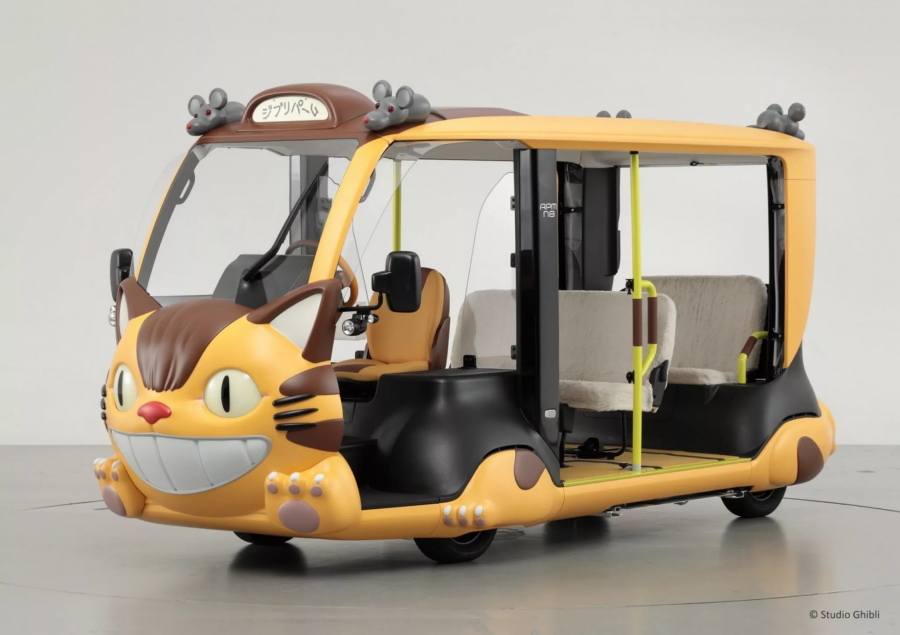 Олимпийский электрошаттл Toyota APM превратился в котобас из мультфильма Ghibli