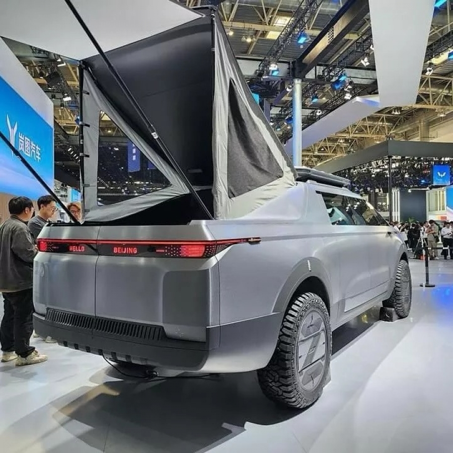 Dongfeng показал свой вариант Tesla Cybertruck с силовой установкой  мощностью 1305 л.с. | carakoom.com