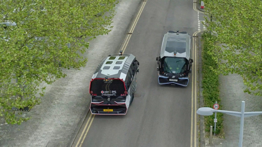 Беспилотные автобусы Auto-Shuttle начали испытывать в Чехии и Великобритании