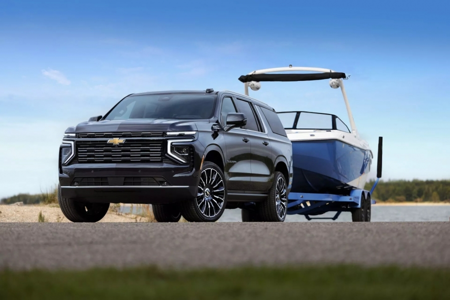 Chevrolet обновил Tahoe и Suburban: новый салон и модифицированный дизель