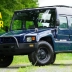 На продажу выставили редкий вариант Toyota Mega Cruiser с очень высокой крышей